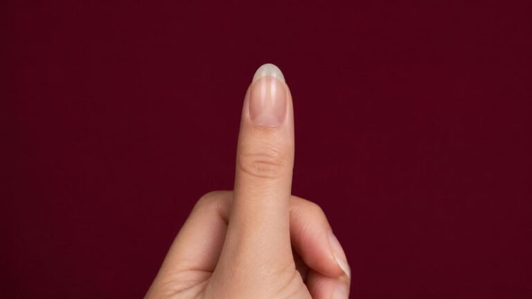 30 Stunning Burgundy Nail Ideas That Are Bold, Elegant, and Totally Timeless