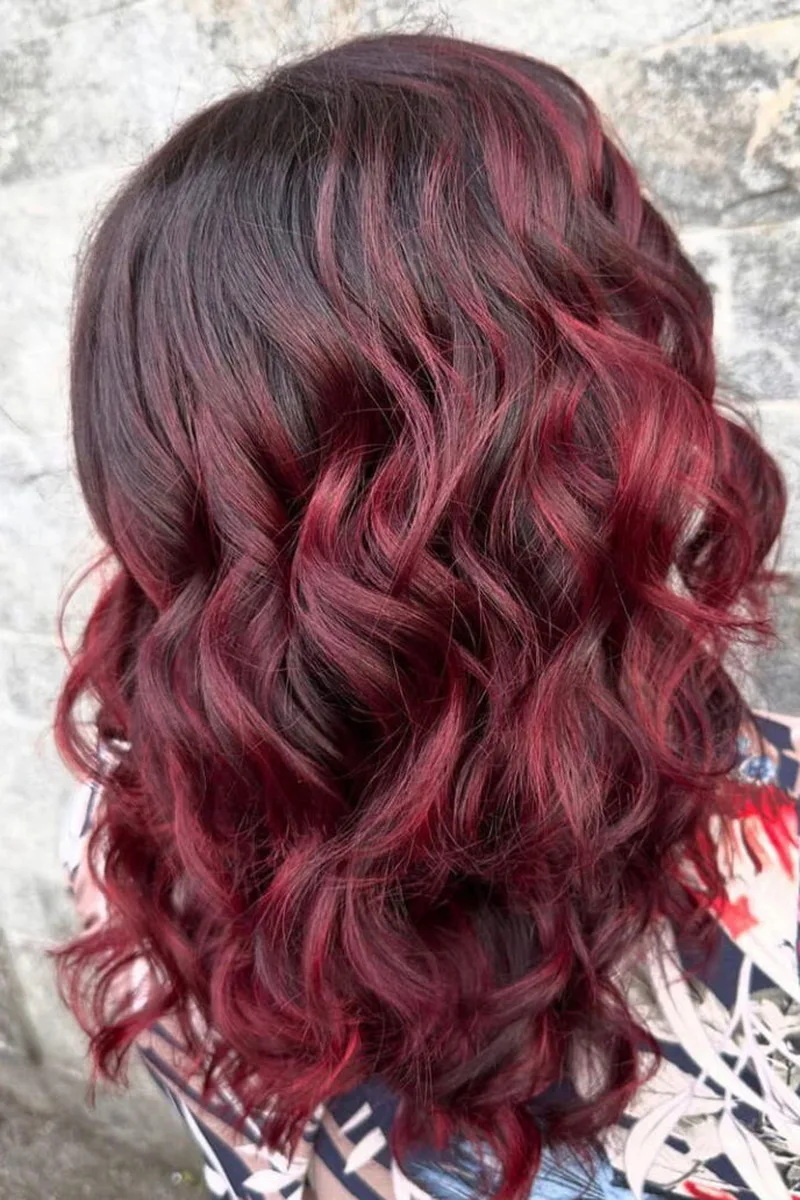 Defined Loose Waves with Cherry Cola Shine