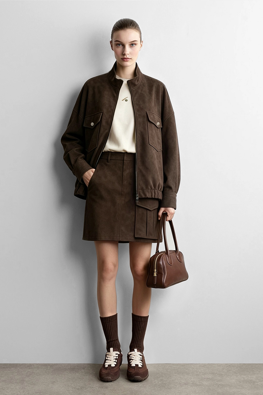 30 Chocolate Suede Jacket Outfits for Winter Outings That Are Chic, Warm and Elegant 18 Chocolate Suede Bomber Jacket with a Knit Set