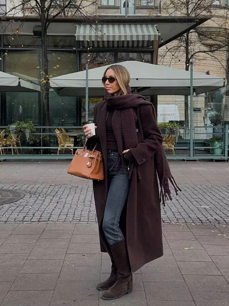 30 Chocolate Suede Jacket Outfits for Winter Outings That Are Chic, Warm and Elegant 20 Chocolate Suede Jacket with a Wool Scarf and Knee-High Boots