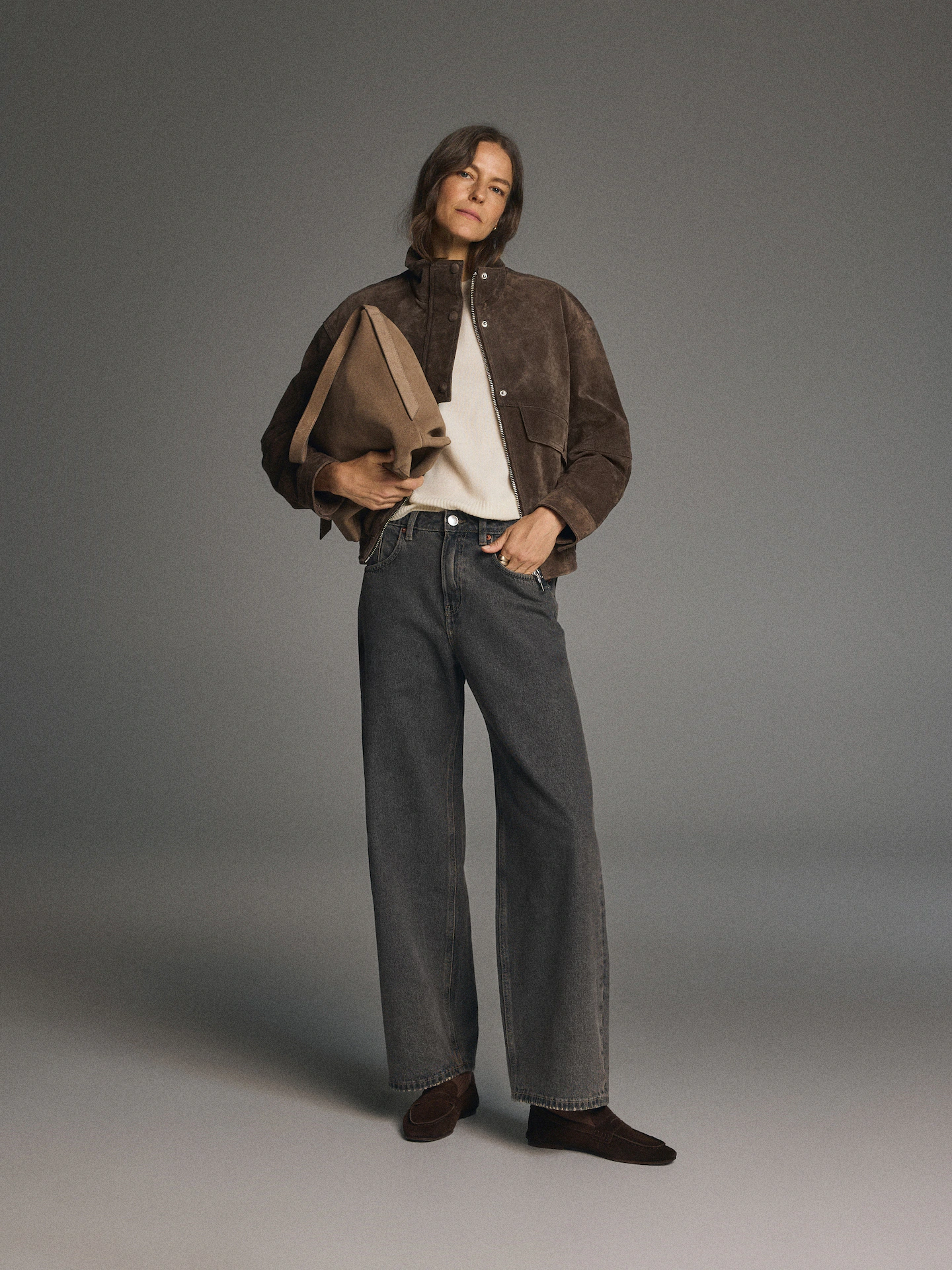 30 Chocolate Suede Jacket Outfits for Winter Outings That Are Chic, Warm and Elegant 30 Chocolate Suede Jacket with a Grey Knit and Wide-Leg Jeans