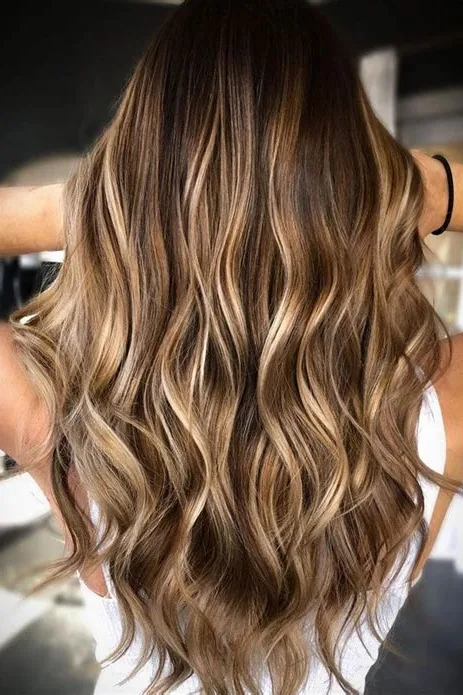 Seamless Bronde Color-Melt Balayage