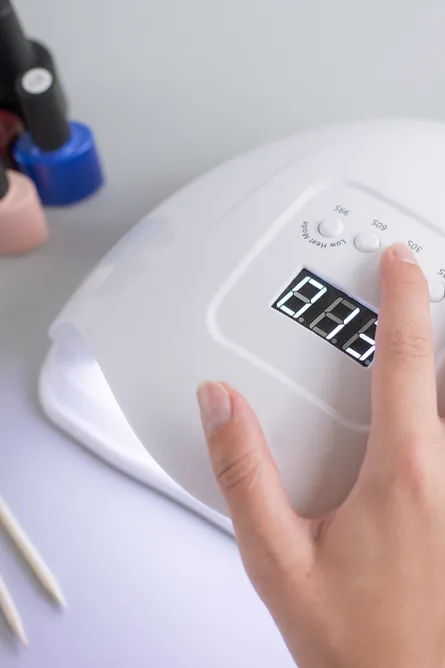 How Long Should Nails Be Under UV Light? The Right Timing for Flawless Gel Nails 6 Factors That Affect Curing Time