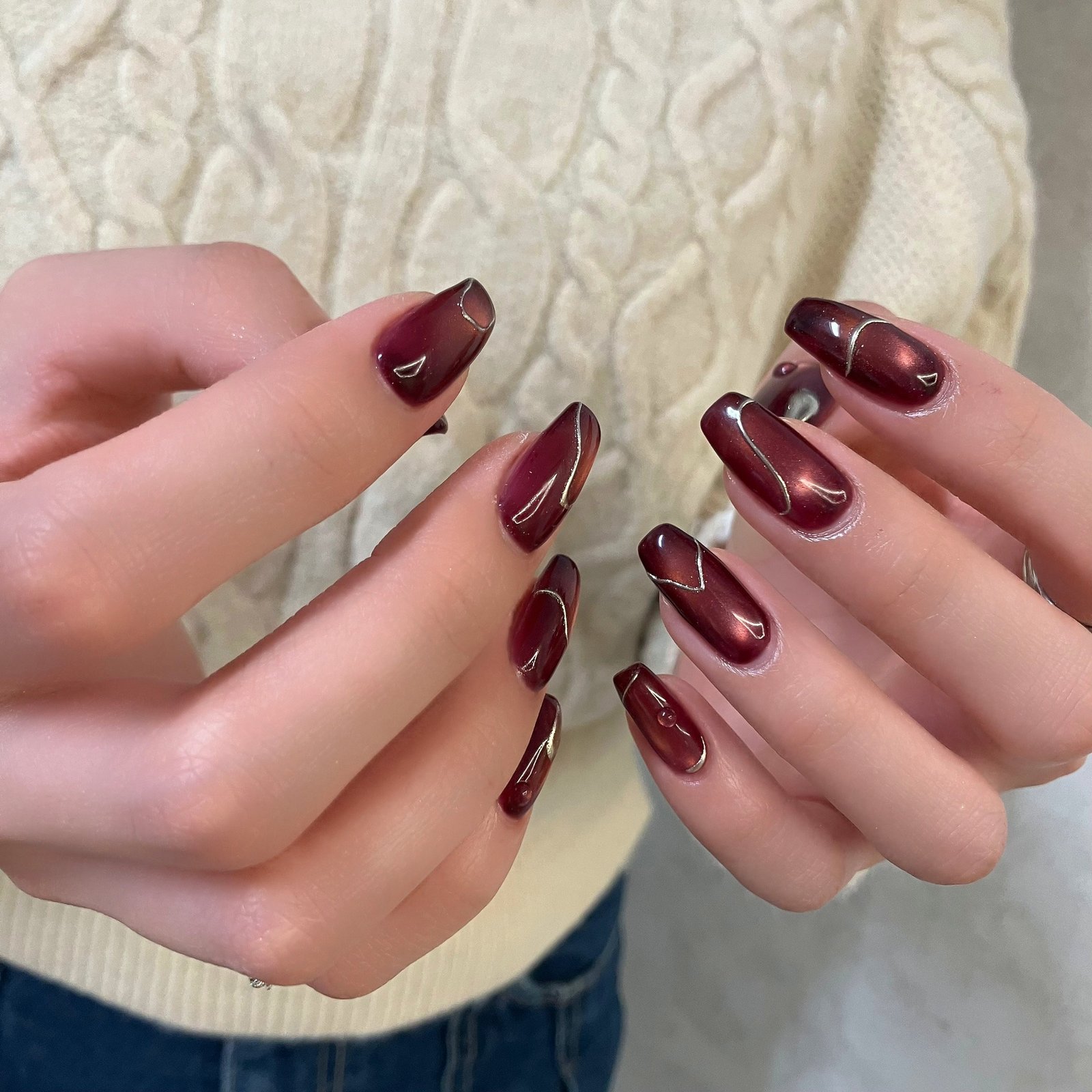 Dark Burgundy Cat Eye Short Oval Nails for Cold Weather Events