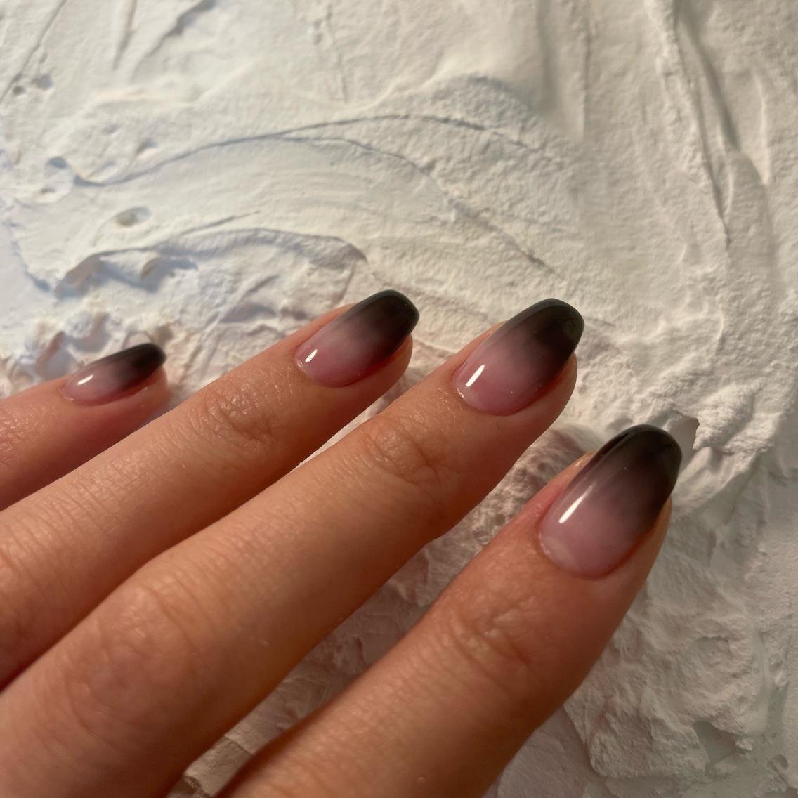 50 Dark Jelly Gradient Nails for Winter Evening Events That Are Deep, Glossy and Made for the Night 12 Black Pink Jelly Gradient Almond Nails for Winter Evening Events