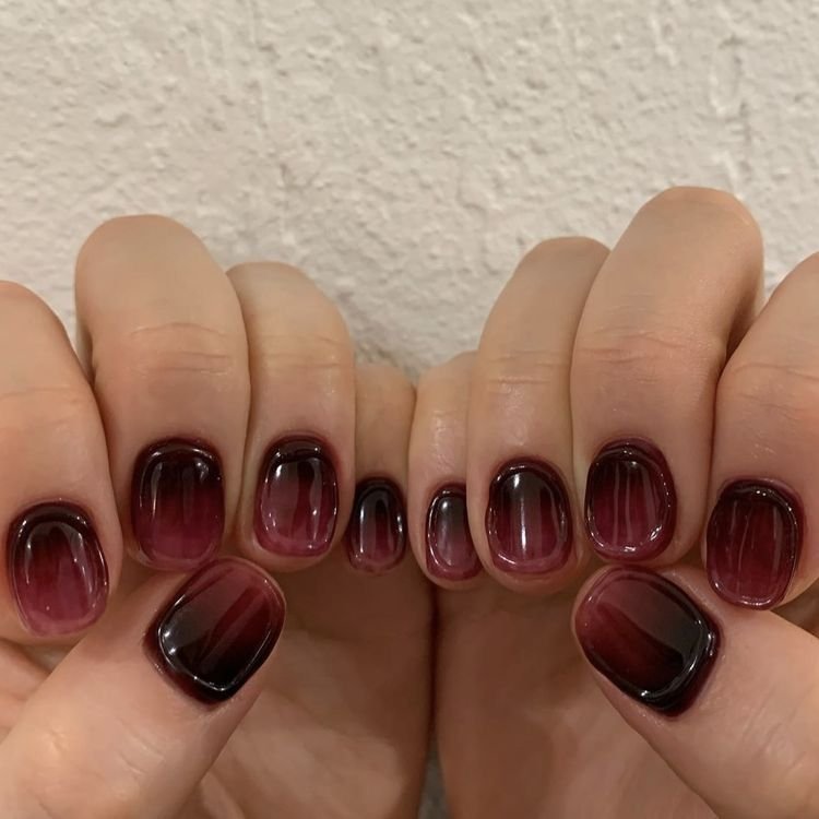 50 Dark Jelly Gradient Nails for Winter Evening Events That Are Deep, Glossy and Made for the Night 14 Burgundy Jelly Gradient Square Nails for Winter Evening Events