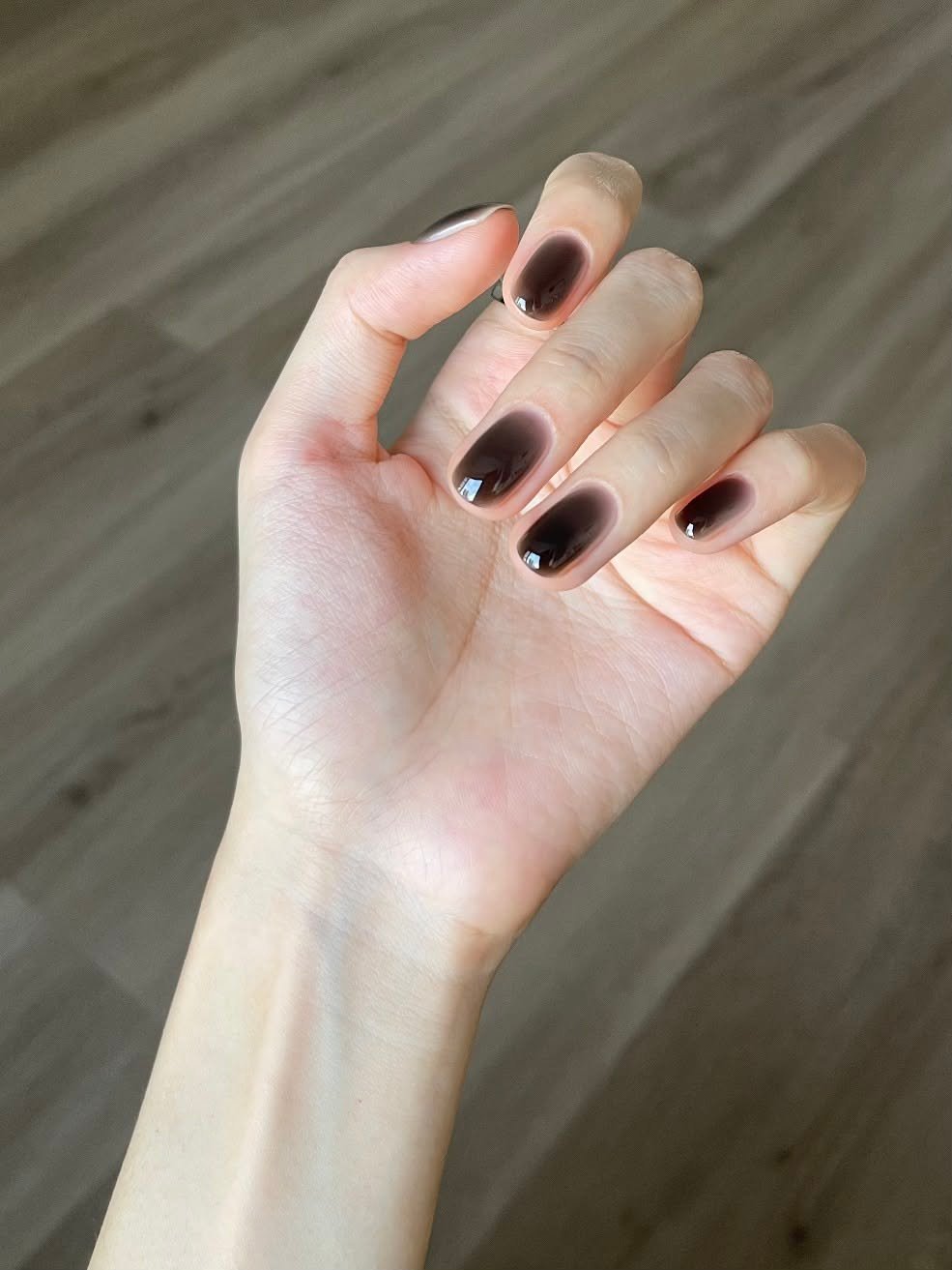 50 Dark Jelly Gradient Nails for Winter Evening Events That Are Deep, Glossy and Made for the Night 16 Black Jelly Gradient Short Oval Nails for Winter Evening Events