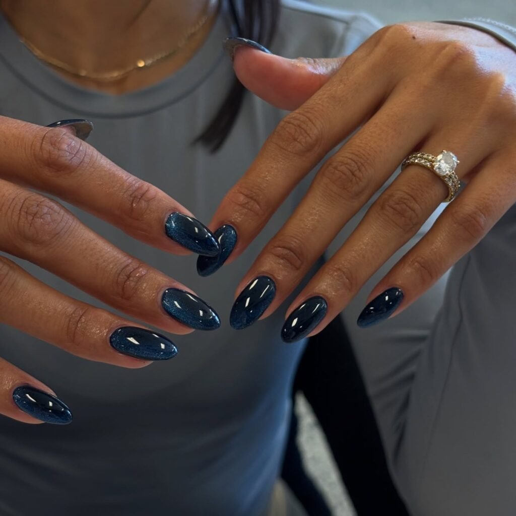 50 Dark Jelly Gradient Nails for Winter Evening Events That Are Deep, Glossy and Made for the Night 29 Dark Navy Jelly Gradient Almond Nails for Winter Evening Events
