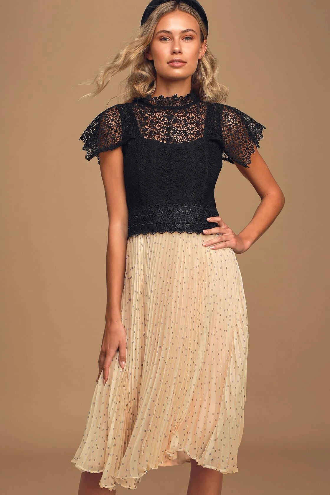 Black Lace Blouse and Pleated Skirt with comfortable low heels