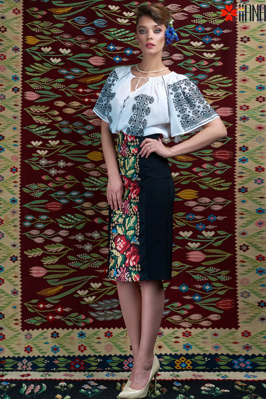 Floral Ruffle Blouse and Pencil Skirt with a structured tote