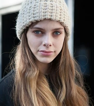 50 Hat Proof Hairstyles for Long Hair with a Silk Lined Cap Trick - Idea 21