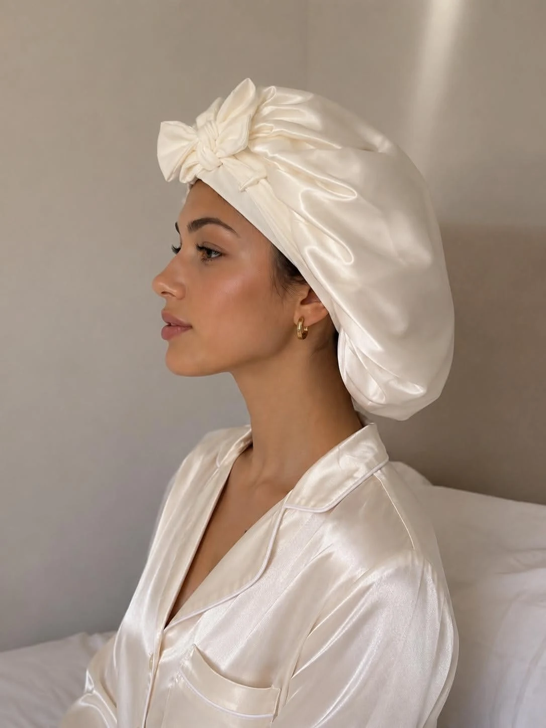 50 Hat Proof Hairstyles for Long Hair with a Silk Lined Cap Trick - Idea 50