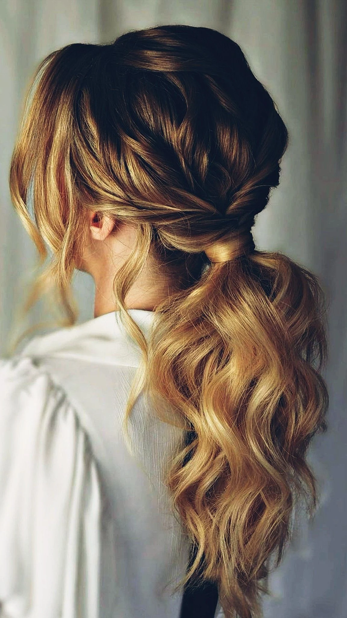 30 Hat Proof Low Ponytail Hairstyles for Winter Walks - Idea 19