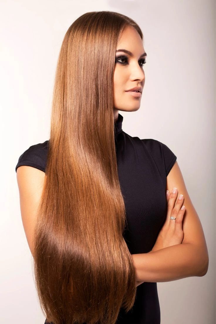38 Long Glass Hair Hairstyles For Women In Their 30s With Straight Polished Lengths That Are Sleek, Shiny and Polished 12 Straight Glass Lengths With Feathered Ends