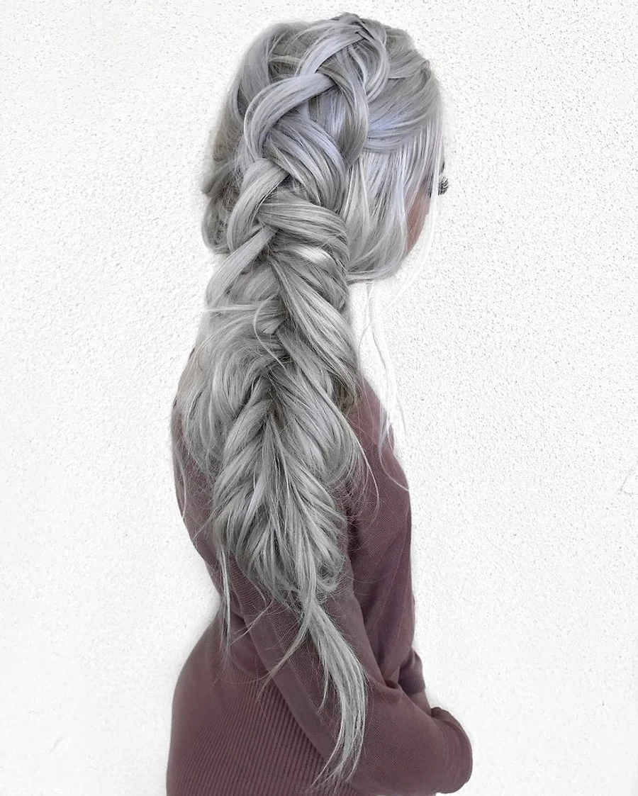 Fine-Hair Fishtail With Pulled-Out Volume