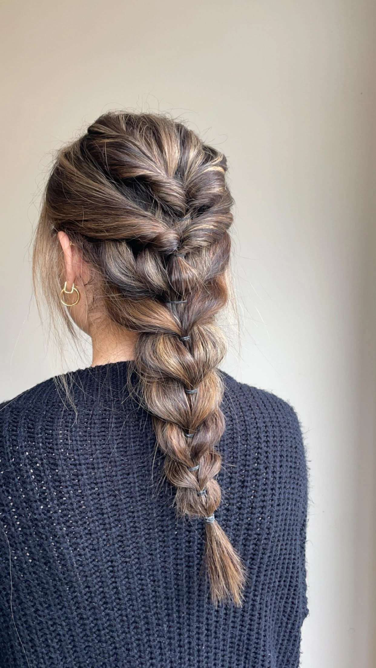 Fine-Hair Loose Knot Braid With Gentle Backcombing