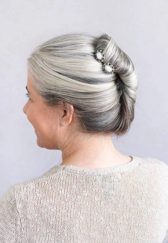 18 Low Winter Chignon Hairstyles for Women Over 70 That Are Easy to Pin - Idea 16
