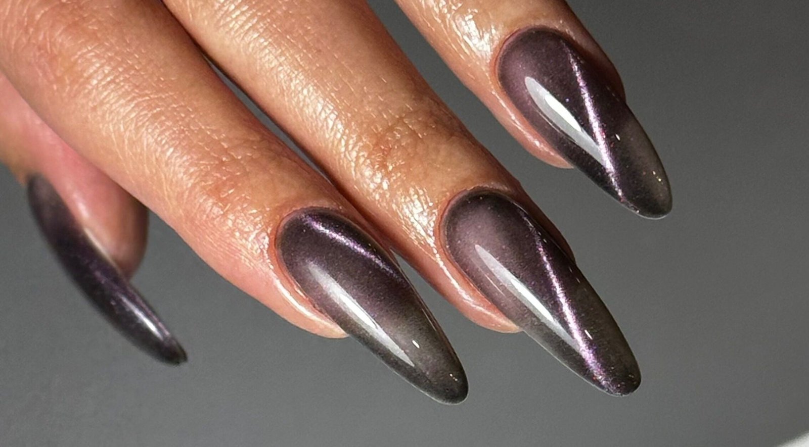 Stiletto Silver Plum Cat Eye Nails for January Evenings