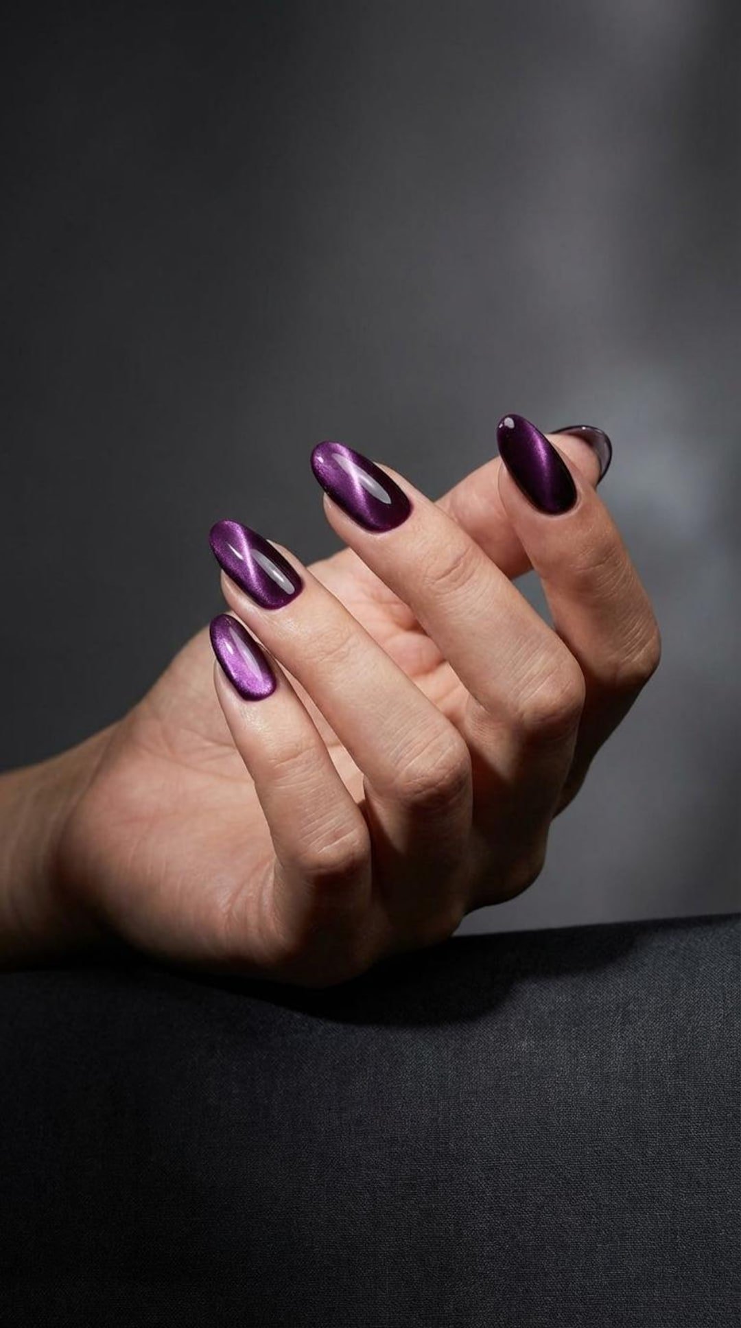 Almond Plum Cat Eye Nails for January Evenings