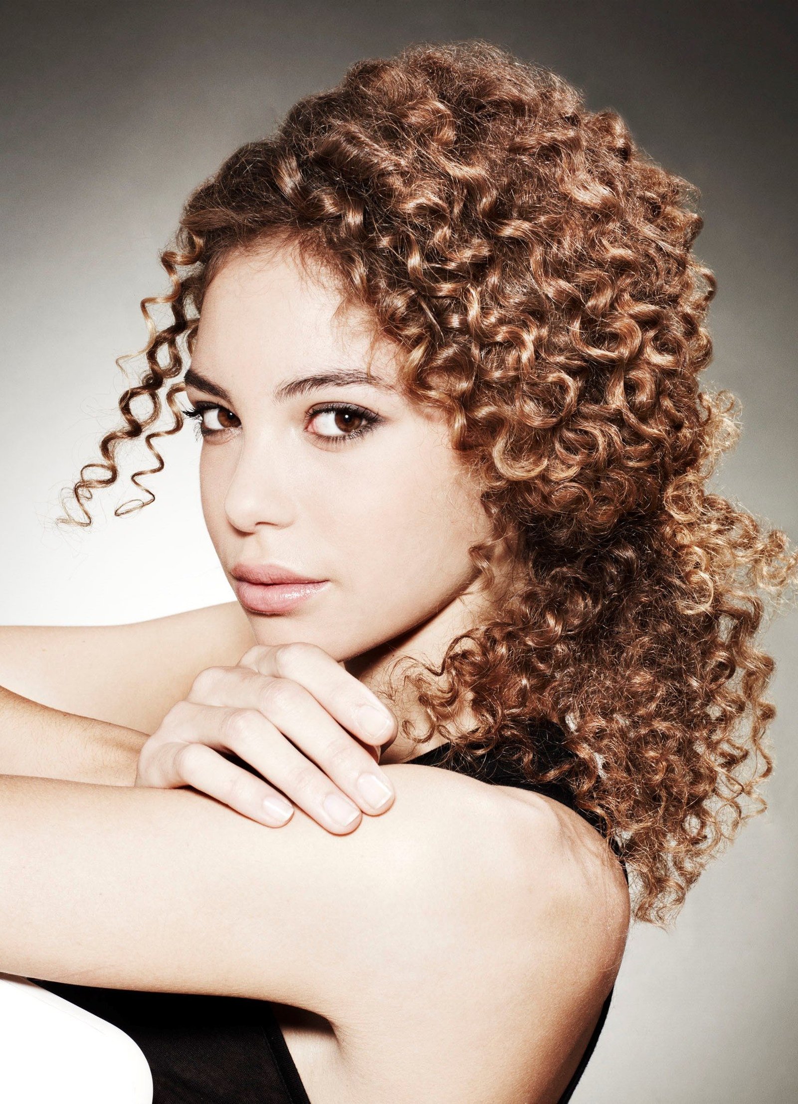 Undone Natural Curls With Natural Shine