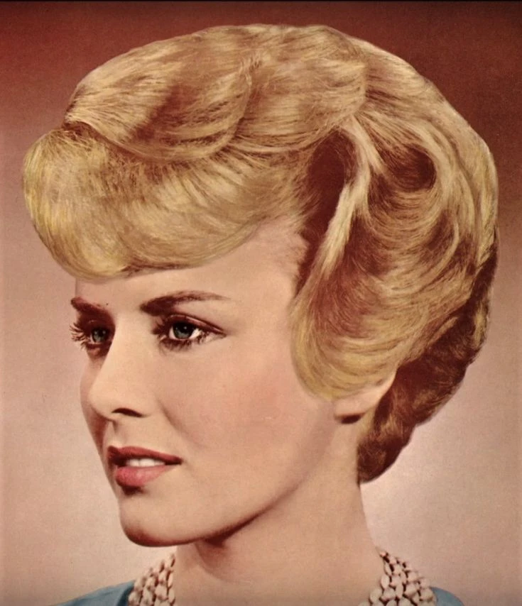 50 Retro Blowout Hairstyles for Fine Hair with Root Lift and Shine That Feel Full, Glossy and Easy to Wear 15 Fine Hair Blowout with a Deep Part and Root Volume