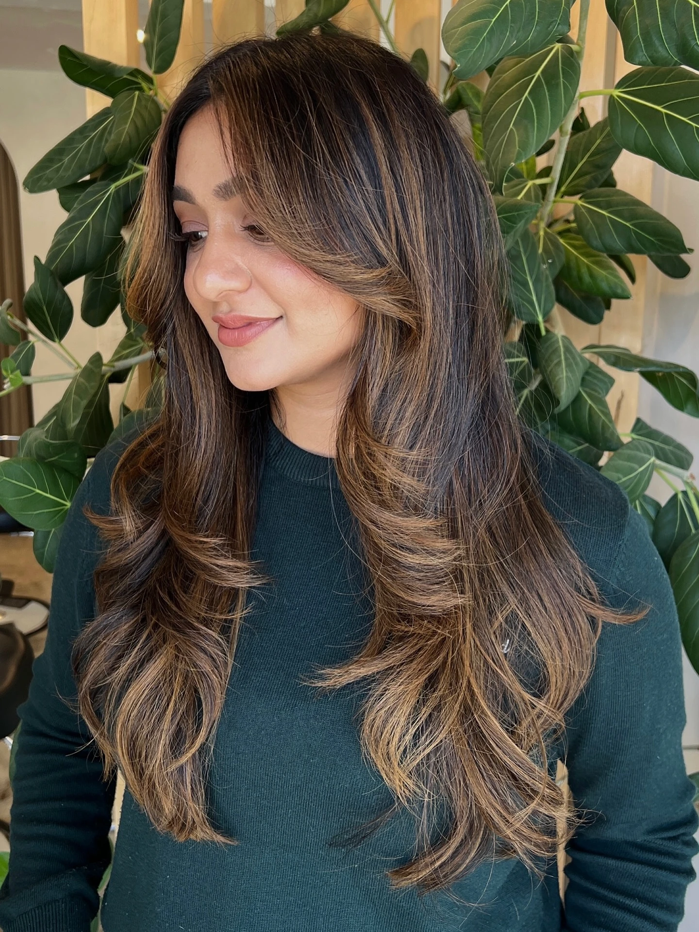 50 Retro Blowout Hairstyles for Fine Hair with Root Lift and Shine That Feel Full, Glossy and Easy to Wear 38 Voluminous Fine Hair Blowout with a Shiny, Healthy Finish