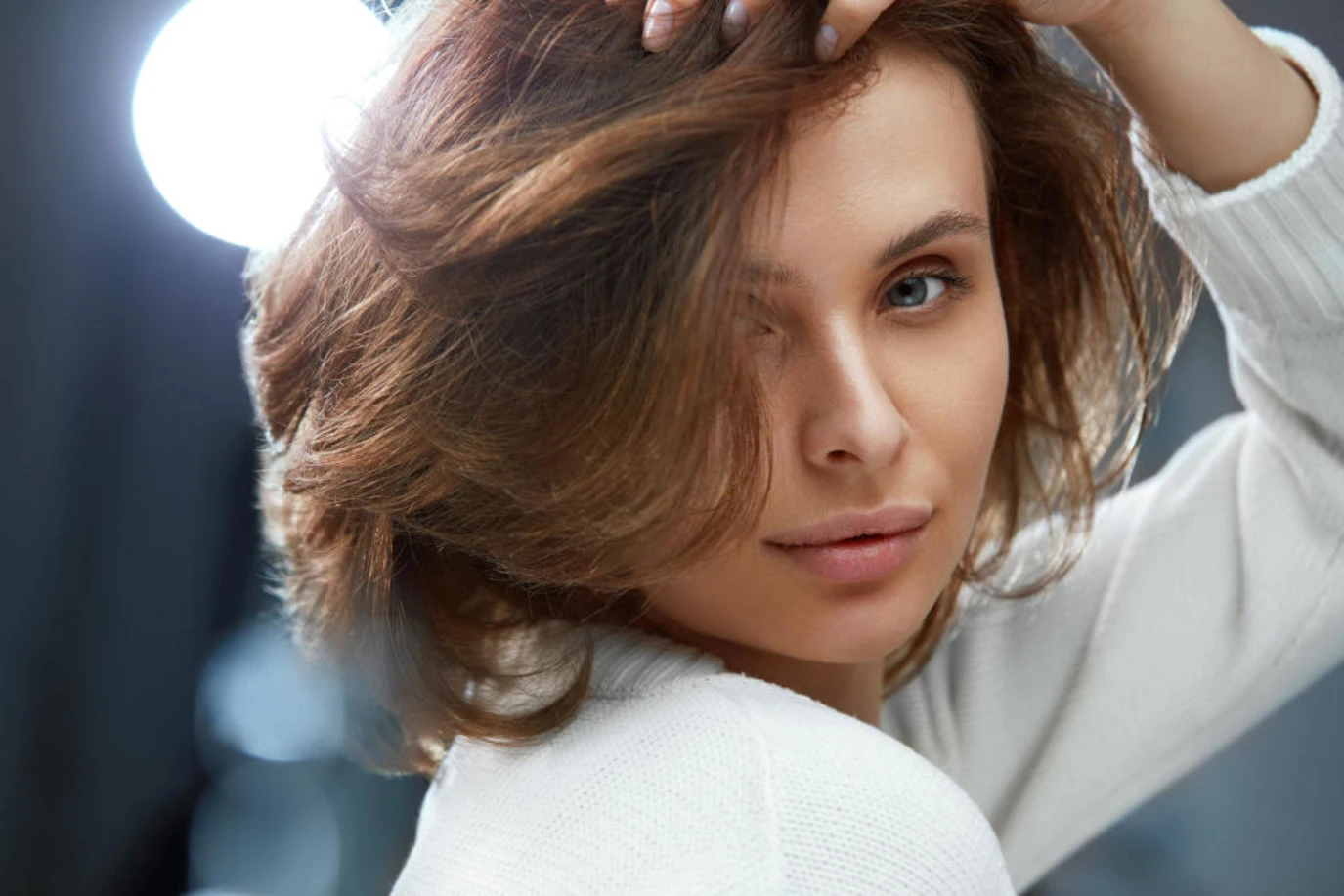 50 Retro Blowout Hairstyles for Fine Hair with Root Lift and Shine That Feel Full, Glossy and Easy to Wear 46 Elegant Fine Hair Blowout with Root Volume for Evenings