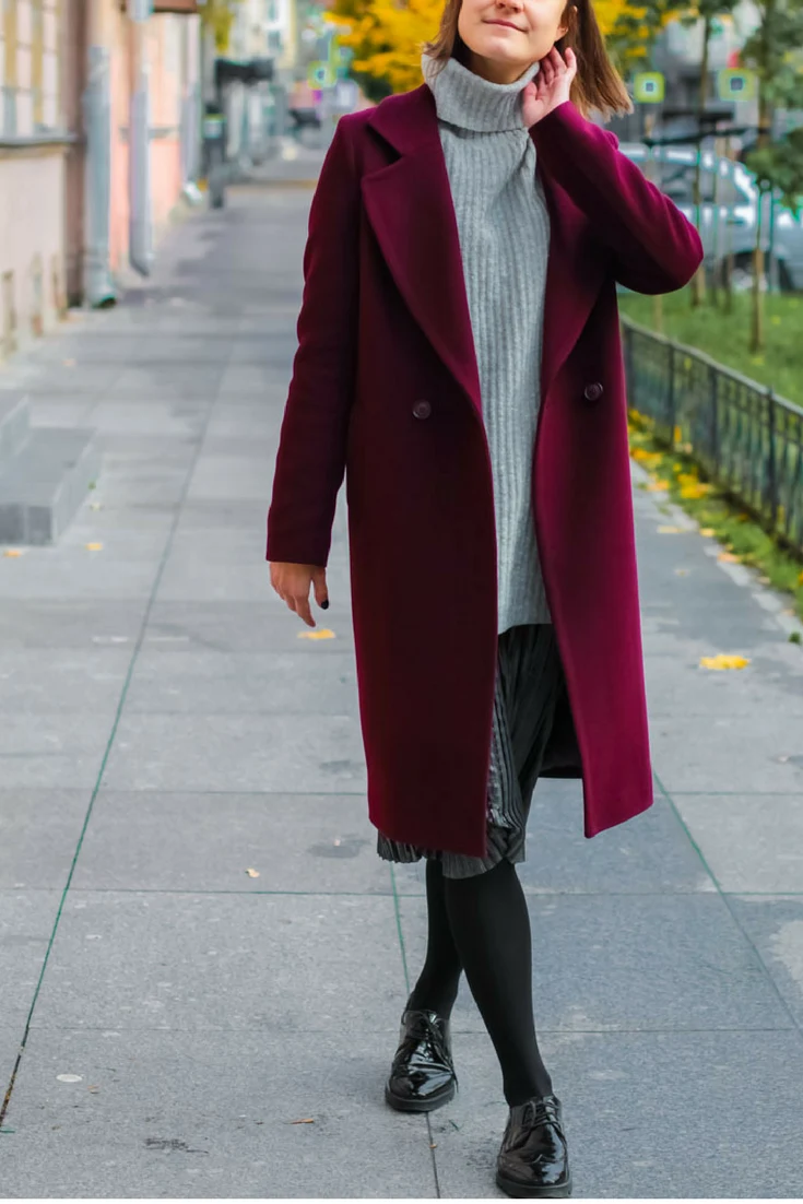 30 Scarf and Coat Layering Outfits for Snowy Walks That Are Chic, Warm and Elegant 10 Burgundy Coat with a Grey Knit Scarf with Black Skirt and Black Ankle Boots