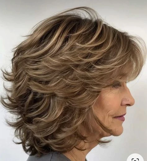 50 Voluminous Winter Blowout Hairstyles for Women Over 50 for Workdays That Are Chic, Polished and Easy to Wear 27 Voluminous Blowout With Shorter Crown Layers