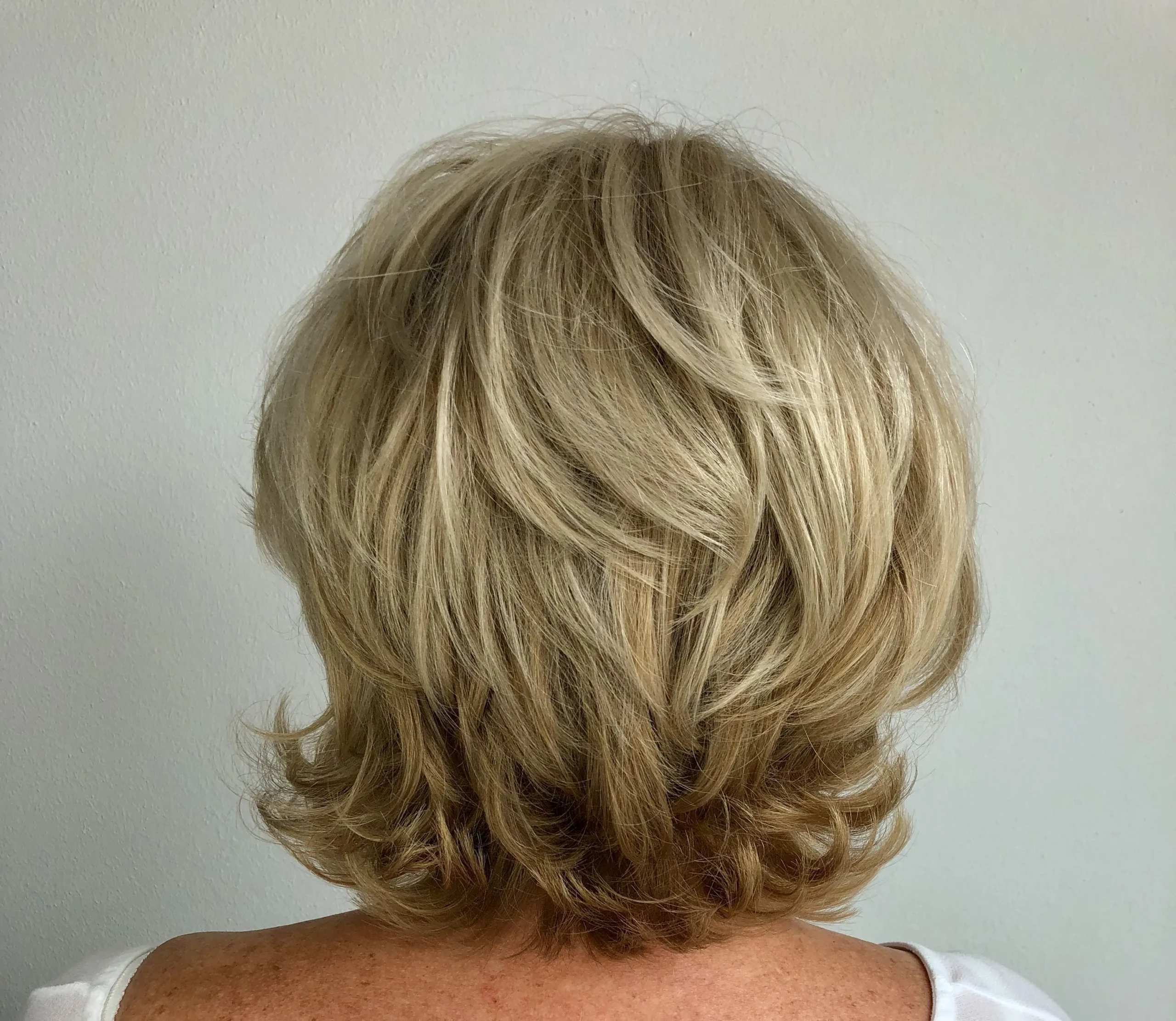 Root-Lift Blowout With Internal Layers