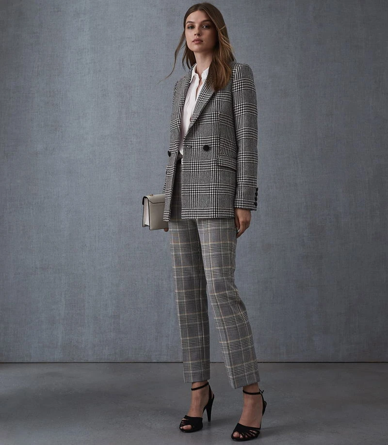 Fitted check blazer with tailored trousers