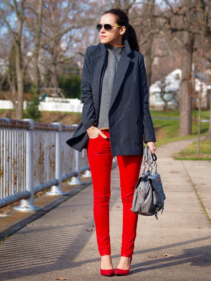 33 Grey Wool Coat Outfits for Women Over 40 for Winter Weekends That Are Cosy, Smart and Effortless 25 Grey Wool Coat with Red Trousers and Red Heels for a Bold Weekend Outing