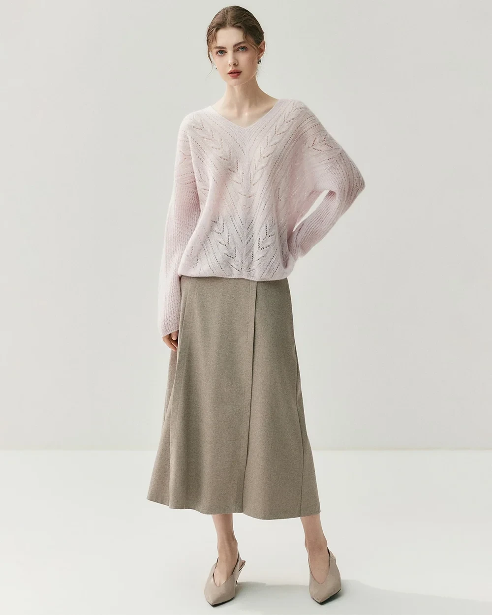 Dusty pink sweater and A-line skirt outfit with kitten heels and a cashmere wrap